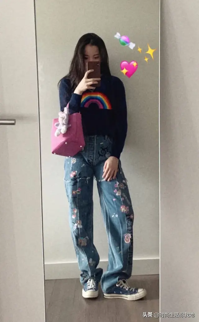 麻豆网官网萧萧麻豆网，2020春季最时尚穿搭“平底+裙”