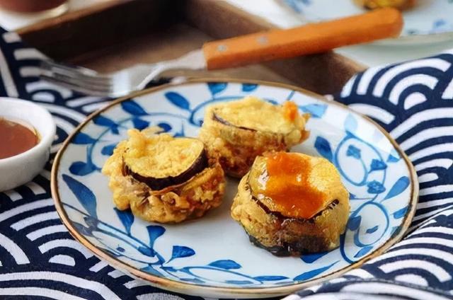 油炸茄夹的做法，炸肉茄夹的做法（陕菜推荐——炸茄夹）