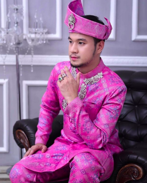 爆米花女孩280斤，爆米花 胖（马来西亚亿万富婆下嫁小23岁鲜肉助理）