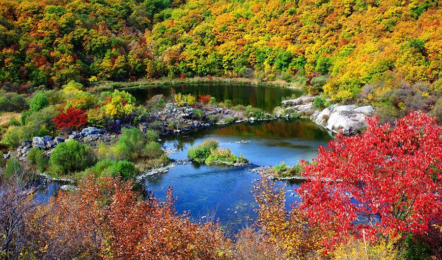 镜泊湖在哪里，兴凯湖属于哪个市（黑龙江•镜泊湖）