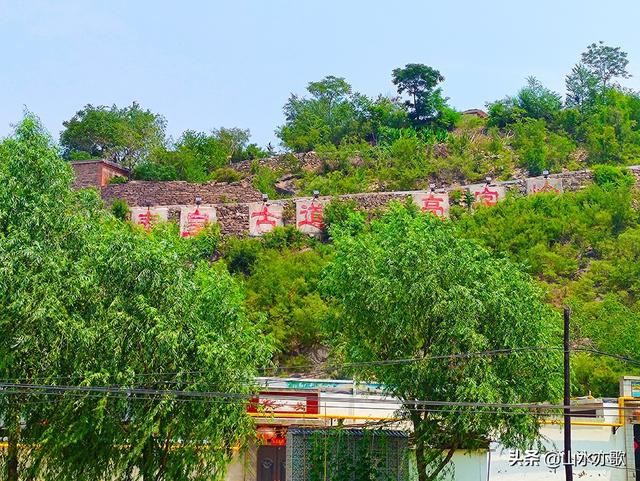 秦皇古道在哪呢，秦皇古道的简介（一座因唐僧晾经而得名的山岭）