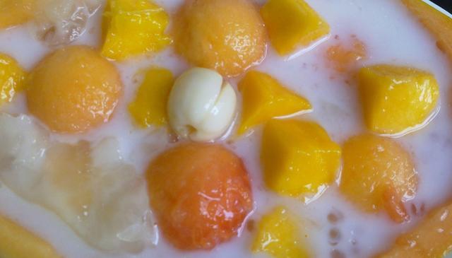 木瓜的正确吃法，木瓜生吃的正确吃法是什么（木瓜5种最好吃的做法）