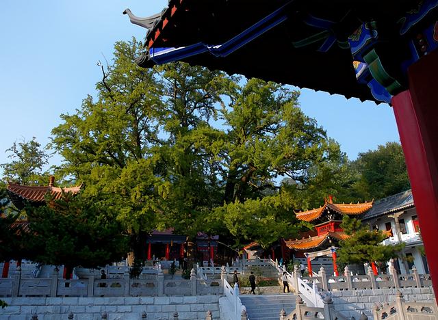 西天灵山大雷音寺在哪，如来佛祖的灵山在哪个省（《西游记》中的大雷音寺）