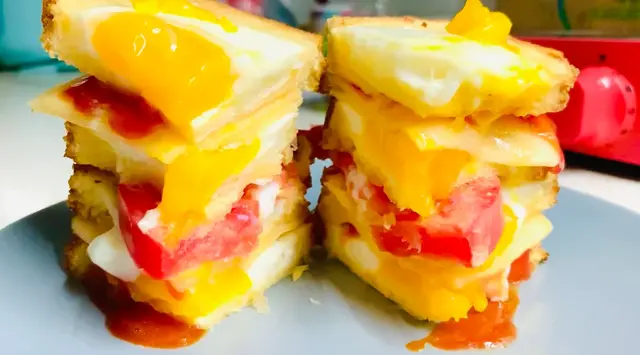 正宗芝士黄油吐司做法，半熟溏心蛋像布丁一样