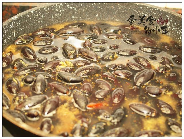 乌榄（乌榄炭），潮汕人爱吃的“杂咸”（工艺乌榄种类）