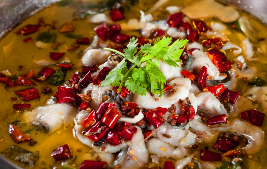 川菜水煮酸菜鱼片做法，鱼片先放盐还是后放盐