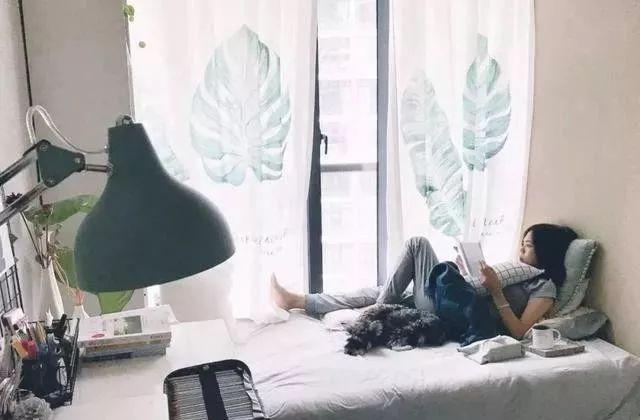 卧室窗帘的最佳颜色，窗帘颜色风水（记住这三个原则，万变不离其宗）