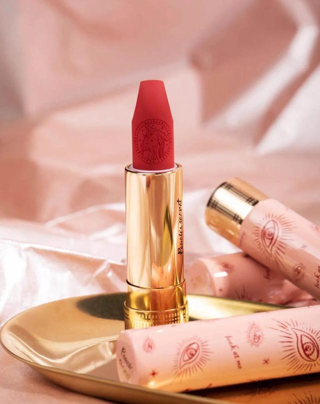 饭圈语介绍，饭圈用语图片（女生化妆和不化妆有什么区别）