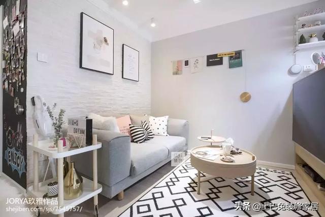 客厅改卧室如何做隔断，客厅隔一个小卧室装修效果图（晒晒90后少女32㎡新家）