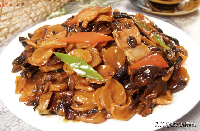 土豆干怎么晒，土豆片怎么晒干才好吃（末伏多晒些土豆干）