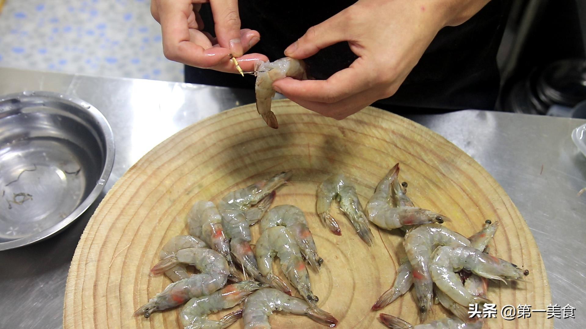 最正宗的油焖大虾配料窍门，家常油焖大虾怎么做好吃