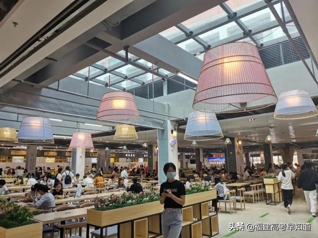 厦门东海学院怎么样，厦门东海职业技术学院怎么样（福建省专科院校食宿条件大比拼）