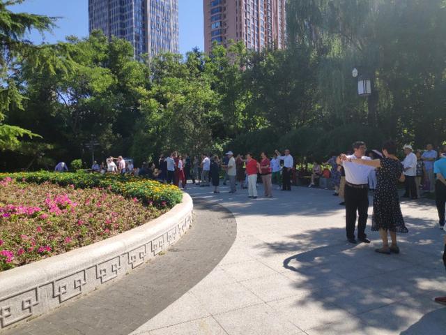 太原迎泽公园在哪儿，太原市内最大公园