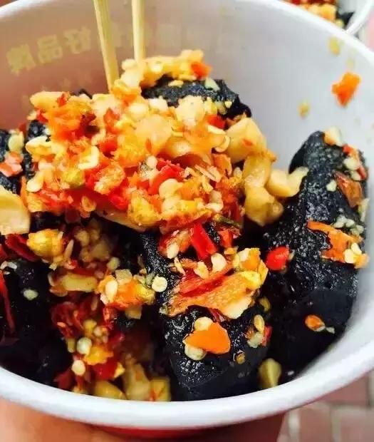 臭豆腐哪里最正宗，正宗长沙臭豆腐（长沙最正宗的8家臭豆腐店）
