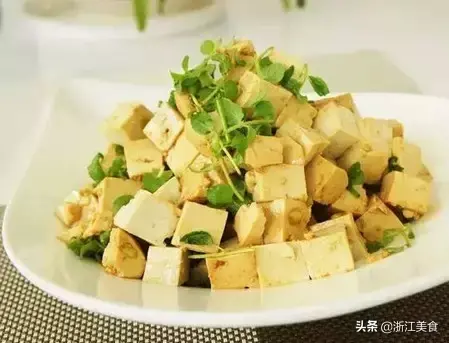 嫩豆腐的做法大全凉拌，小葱拌豆腐的5种做法