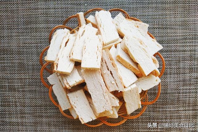 速冻的地锅饼怎么吃，没想到锅饼还能这么做