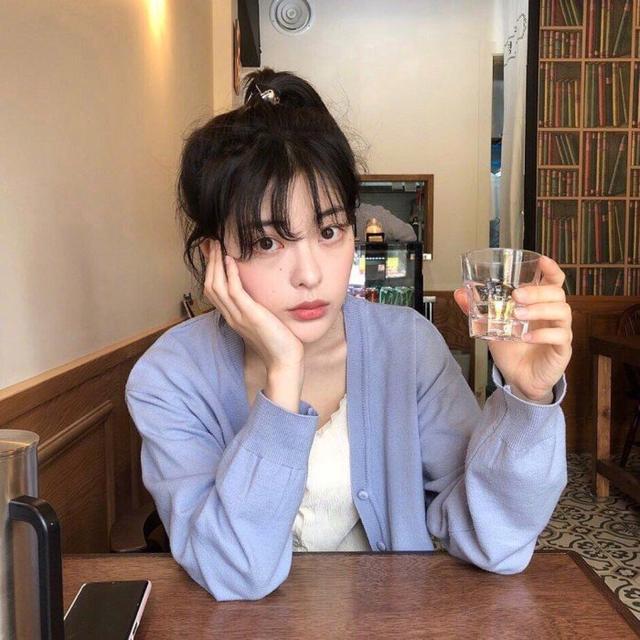 时尚气质女头/女孩子的气质要有也要有素质，微信头像，时尚气质女头/女孩子的气质要有也要有素质（有气质的女生头像）