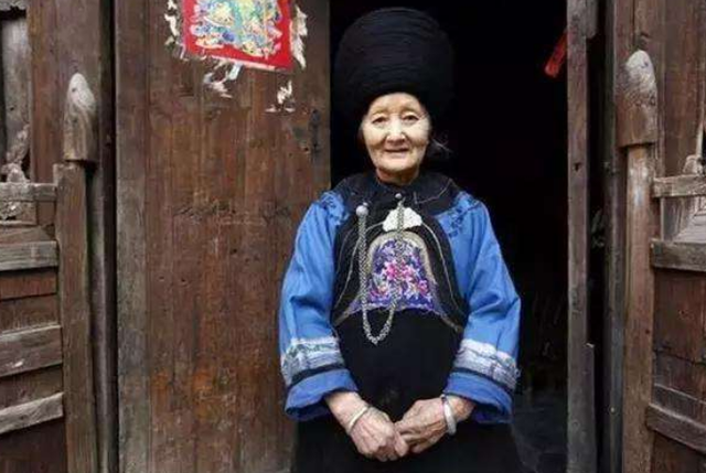 湘西魔王张平后代还在吗，她是中国最后一位压寨夫人
