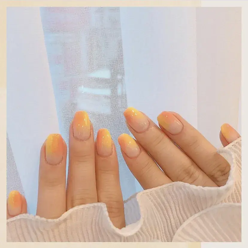 夏天指甲颜色大全图片流行，夏天显白指甲（够仙够清爽最重要是显手白）