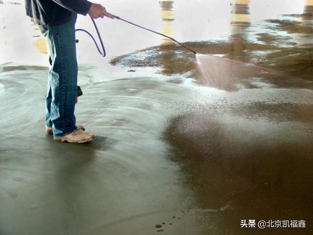 150lbs等于多少公斤，lbs和kg换算（发泡水泥施工混凝土固化剂效果如何）