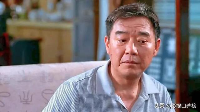 温州一家人演员,温州一家人演员表介绍靳东(为还债拍了近3000集电视剧