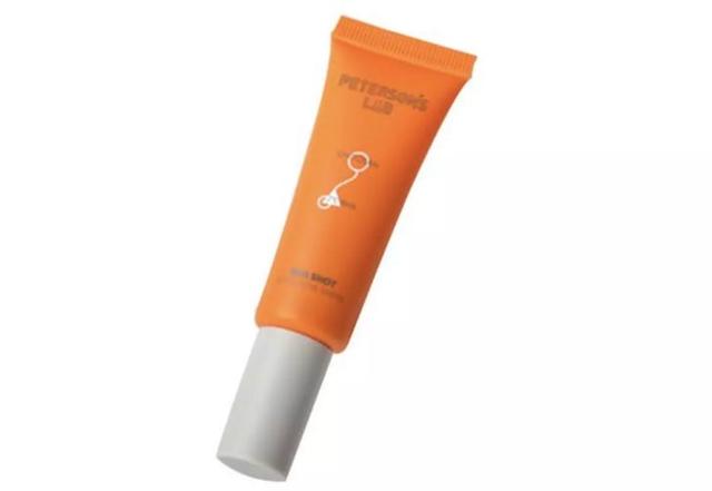 der是什么意思，网络用语der是什么意思（欧美女生迷上了人工磨皮）