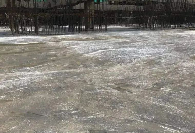 水泥 如何养护，水泥养护浇水（到底是在终凝前还是终凝后）