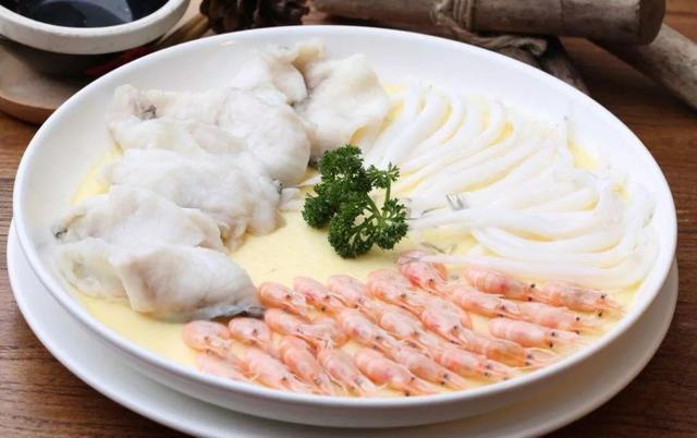 苏州特色美食排行榜前十名，苏州小吃排行榜前十名（盘点人间天堂苏州的各种美味佳肴）