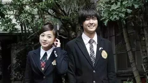 二次元女生正能量不良头像，二次元不良病娇图——【鬼鬼】♡微信（劈腿3男、亲密照和私密对话曝光）