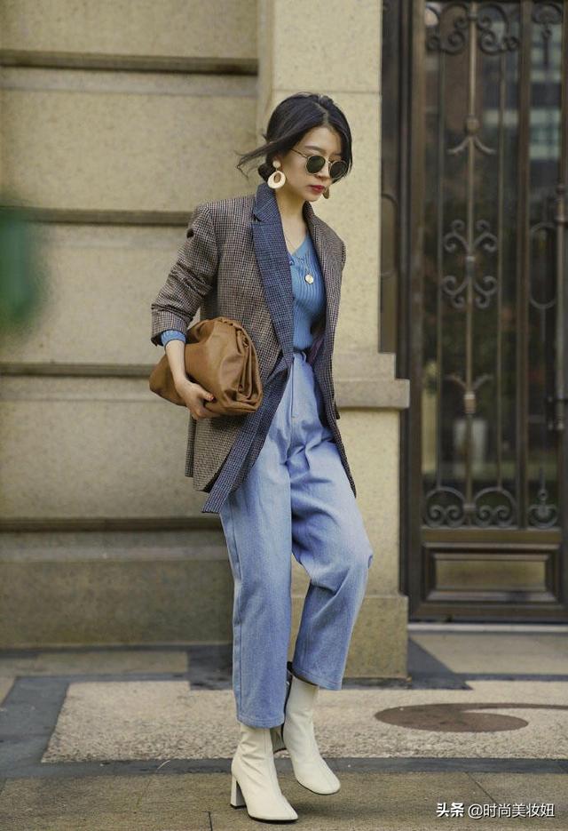 开衫毛衣怎么搭配好看，开衫毛衣里面搭配什么（学三木博主用针织开衫配毛衣）