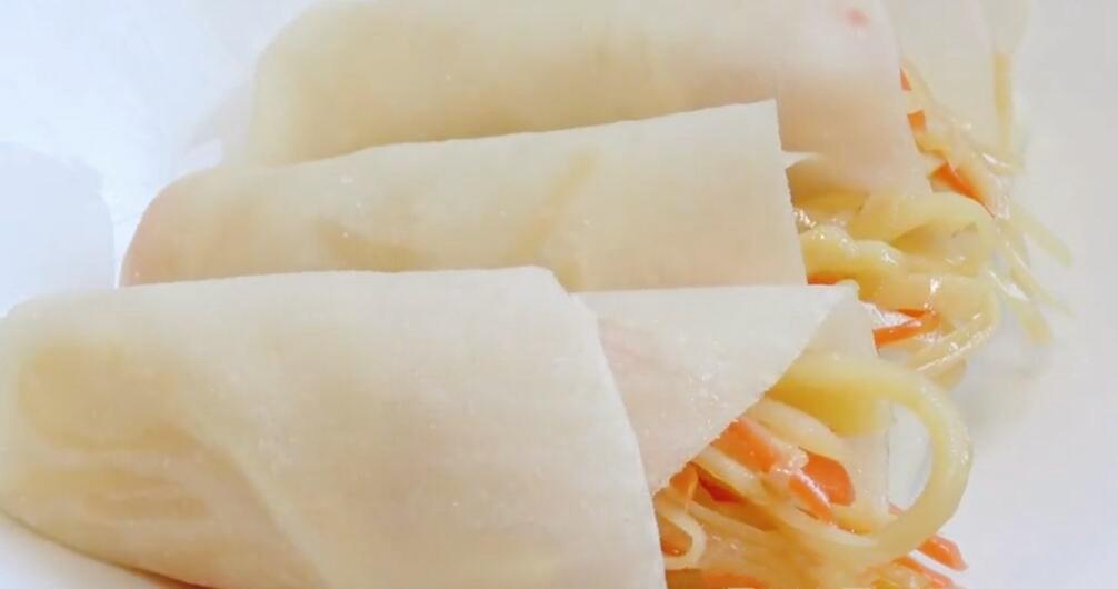 【春餅】做法步驟圖 一鍋10張不夠吃 涼了也不會(huì)硬-起舞食譜網(wǎng)