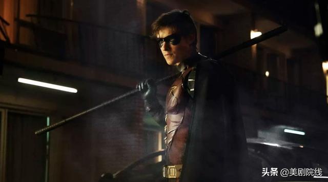 波士顿法律第一季，波士顿法律第一季剧情（这个月值得看的美剧全在这里了）