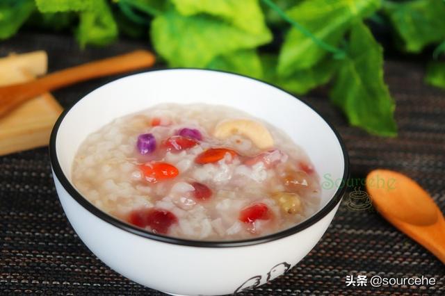 藕粉怎么吃最好吃，莲藕粉怎么吃（浓稠香滑营养翻倍）