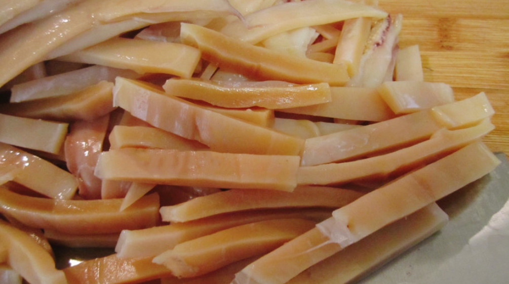 圖片[2]-【墨魚(yú)骨蓮藕湯】做法步驟圖 清熱補(bǔ)氣血 一口氣連喝2碗-起舞食譜網(wǎng)