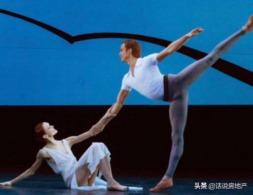 2015高考艺考舞蹈学专业的大学有哪些，舞蹈艺术高考（美国芭蕾舞剧院、澳大利亚布伦特街学校有名气）