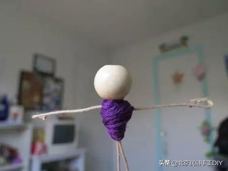 家里的假花怎么处理掉，室内有假花怎么办（一根铁丝一个球就能让她惊艳无比）