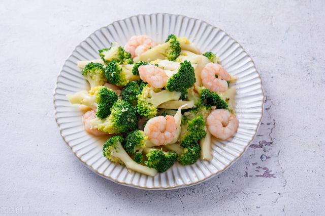 一个玉米有多少克，一根玉米可食部分有多少克（每天晚餐只吃一根玉米）