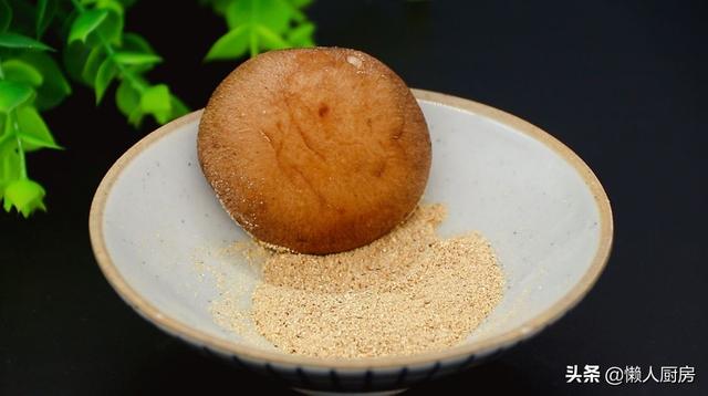 炒冬菇怎么做，冬菇怎么做好吃（炒菜再也不加味精了）