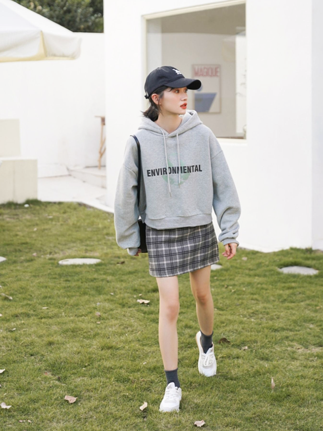 矮个子服装搭配图片，矮个子女生成熟穿搭（小个子照着穿美爆整个冬天）