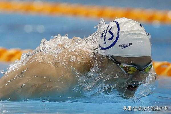 游泳眼镜防雾办法，游泳镜防雾小妙招（泳镜解密——像专业选手一样戴泳镜）