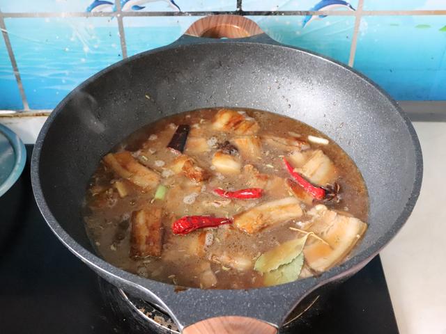 把子肉的做法，把子肉的做法及配料（入口即化的家常把子肉）