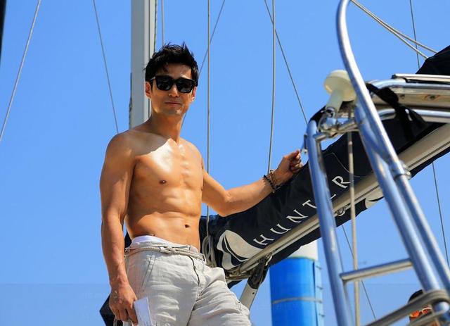 第100个新娘插曲，死了都要爱原唱是谁（韩国一代“师奶杀手”池珍熙）