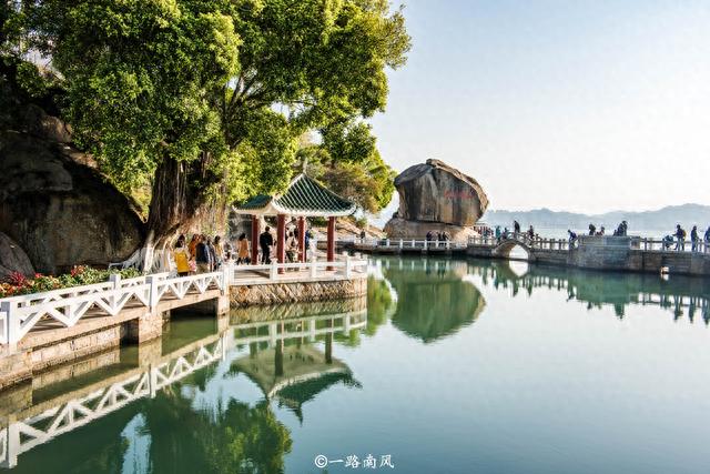 福建最美的小岛，不在福州和泉州，如今免费了