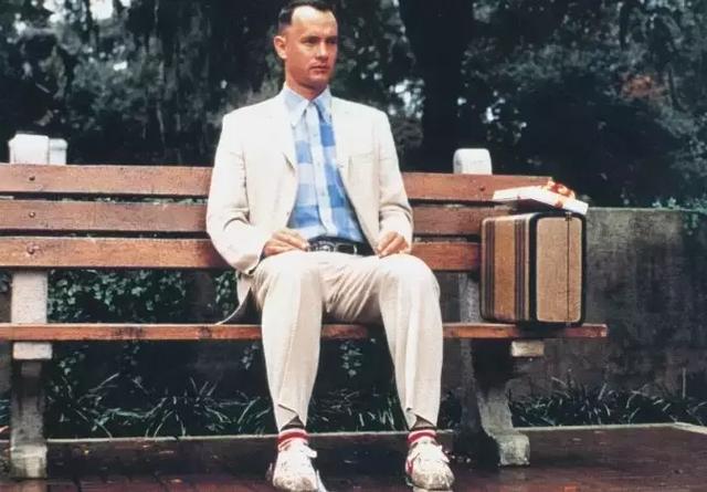 阿甘正传影评，阿甘正传影评英文100字（深入分析《阿甘正传》的伟大主题）