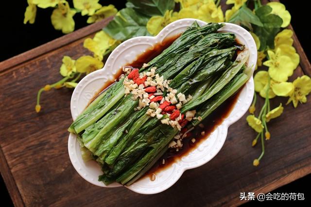 冬天吃大蒜叶的好处，有那些营养价值，冬天吃大蒜叶的好处（莴笋叶可是宝贝）