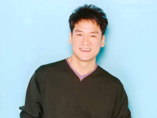 周华健的经典歌曲，周华健金庸十首金曲（几乎每张专辑每首歌都好听）