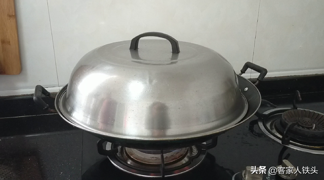 西米怎么煮，西米怎么煮不熟（西米最好吃的一个做法）