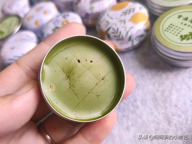 如何在家自己做艾草膏，教你制作无添加艾草薄荷膏