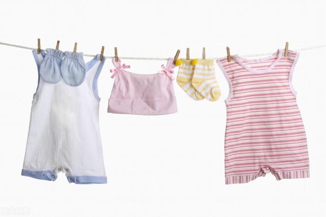 衣服皱了怎么办，皮油衣服皱了怎么办（六大衣服除皱褶方法+步骤）