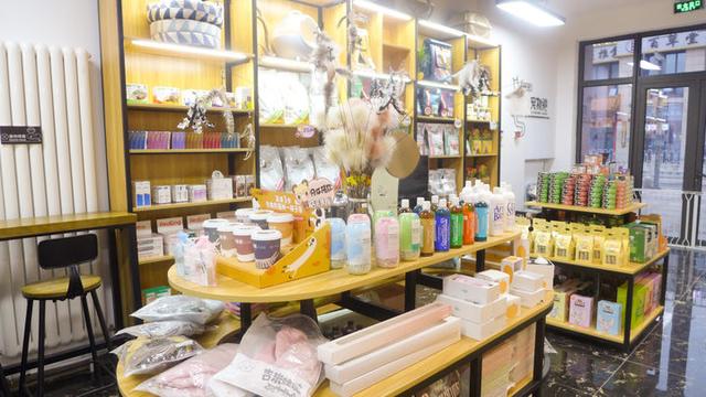 简洁宠物店名字高端，简洁宠物店名字高端可爱（发现一家有爱又上档次的宠物店）